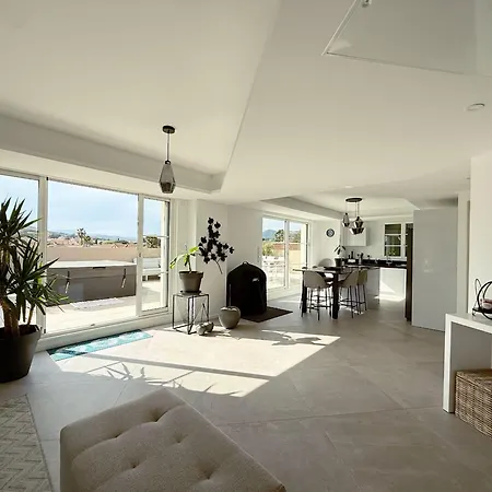 Апартаменти Massimo Сент-Максім